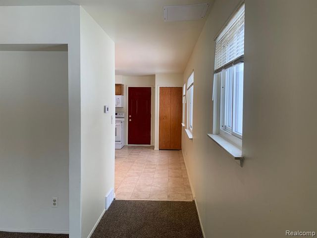 2914 Lovington Drive, Troy, MI 48083