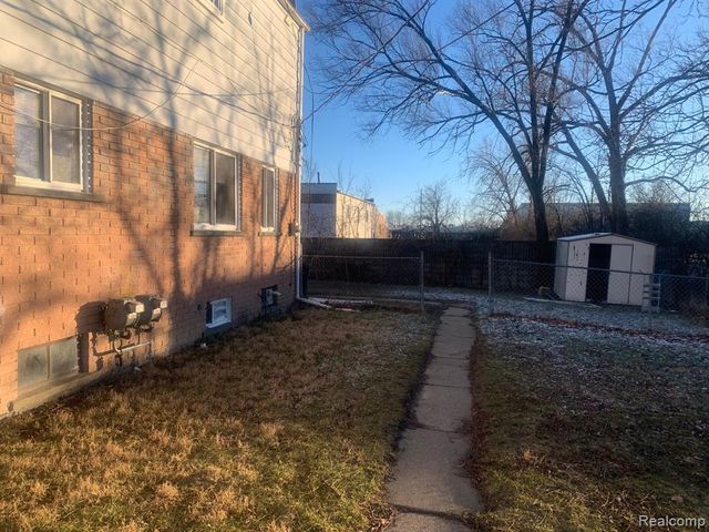 2914 Lovington Drive, Troy, MI 48083