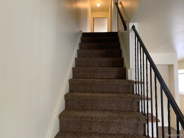 2914 Lovington Drive, Troy, MI 48083