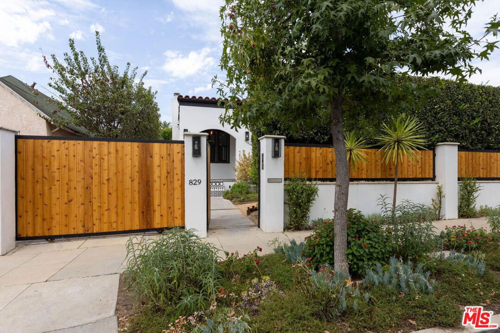 829 N Stanley Avenue, Los Angeles, CA 90046 — photo 2