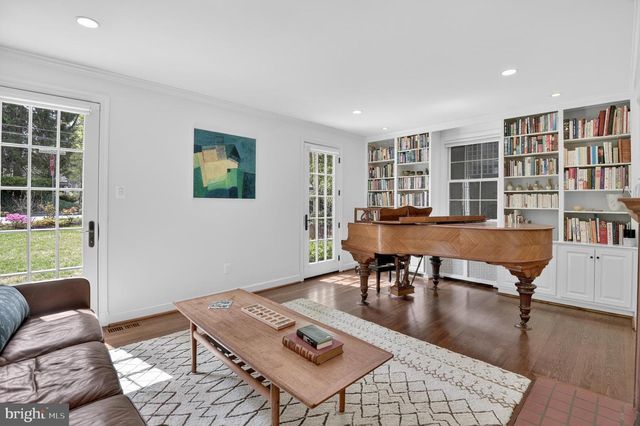 4225 OAKRIDGE LN, Chevy Chase, MD 20815