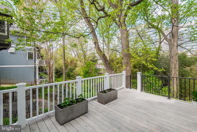 4225 OAKRIDGE LN, Chevy Chase, MD 20815