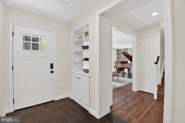 4225 OAKRIDGE LN, Chevy Chase, MD 20815