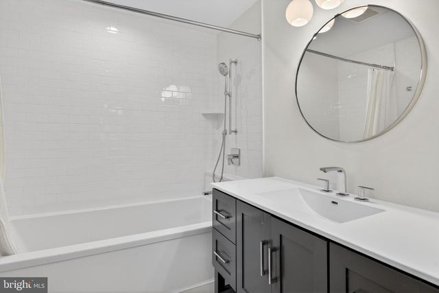 4225 OAKRIDGE LN, Chevy Chase, MD 20815