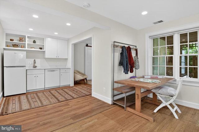 4225 OAKRIDGE LN, Chevy Chase, MD 20815