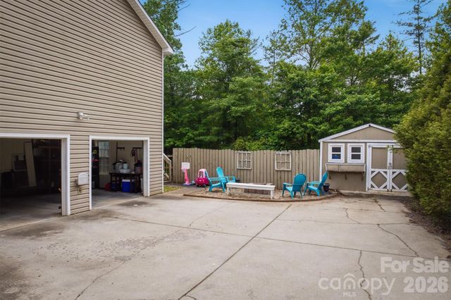 249 Forest Glen Way, Morganton, NC 28655