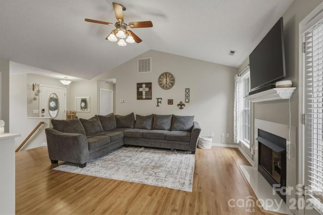 249 Forest Glen Way, Morganton, NC 28655