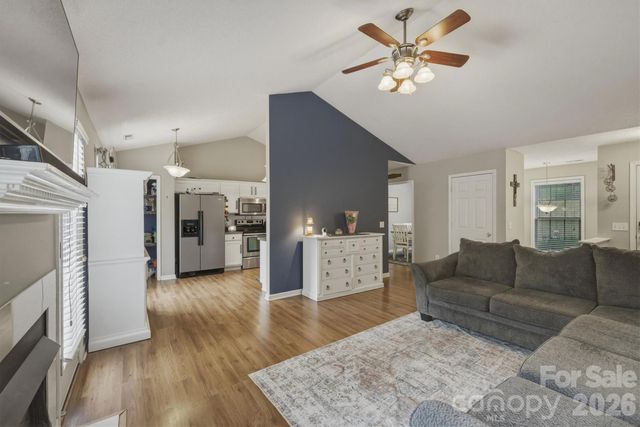 249 Forest Glen Way, Morganton, NC 28655