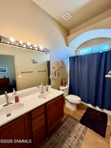2038 Corn Drive, Las Cruces, NM 88001