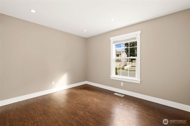 33339 40th Avenue SW, Federal Way, WA 98023