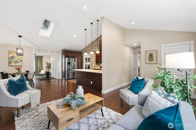 33339 40th Avenue SW, Federal Way, WA 98023