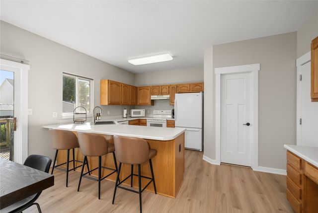 605 SE Meadowlark Lane, Waukee, IA 50263