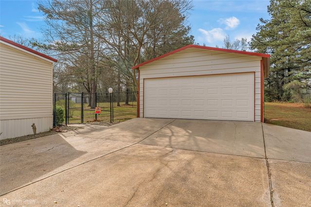 6810 Jennifer Lane, Princeton, LA 71067