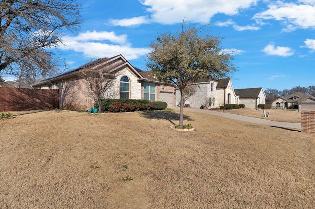 7358 Waterwell Trail, Forest Hill, TX 76140