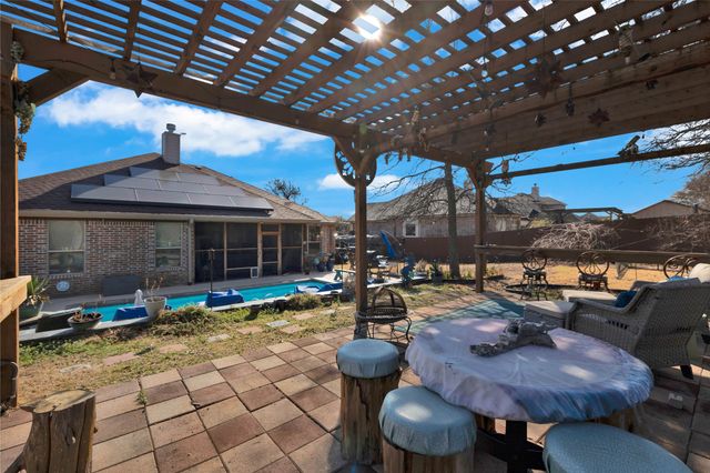 7358 Waterwell Trail, Forest Hill, TX 76140