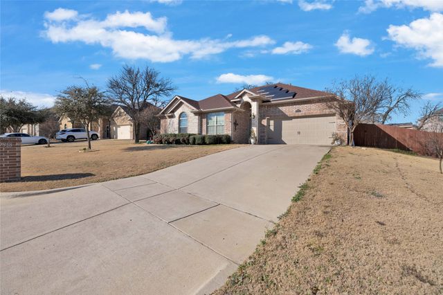 7358 Waterwell Trail, Forest Hill, TX 76140