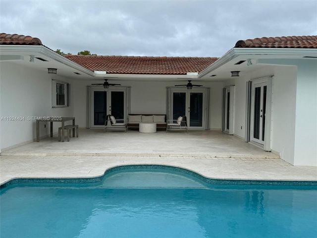 2911 SW 98th Ave 0, Miami, FL 33165