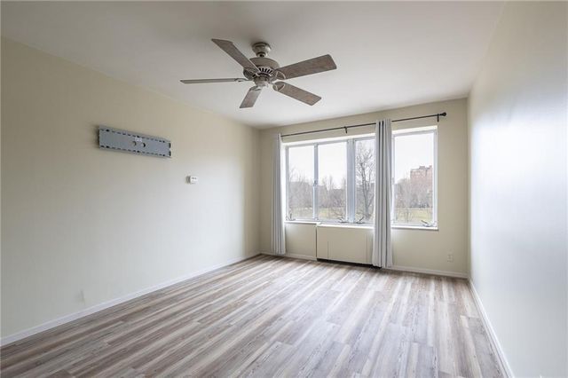 221 W 48th Street 803, Kansas City, MO 64112
