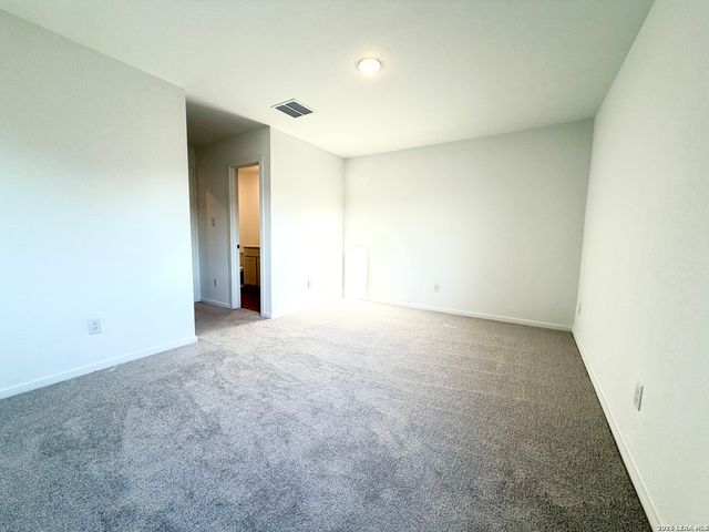 6602 Coquina Cv, Elmendorf, TX 78112