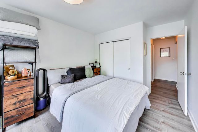 1008 Washington Boulevard 9, Oak Park, IL 60302