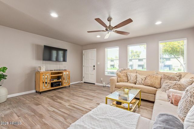 5913 E THOMAS Road, Scottsdale, AZ 85251