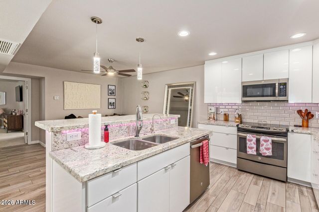 5913 E THOMAS Road, Scottsdale, AZ 85251