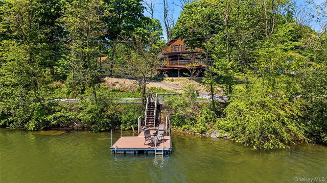 548 Lakes Road, Monroe, NY 10950