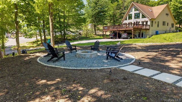548 Lakes Road, Monroe, NY 10950
