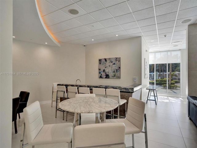 3001 S Ocean Drive 1001, Hollywood, FL 33019