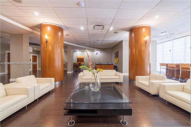 3001 S Ocean Drive 1001, Hollywood, FL 33019