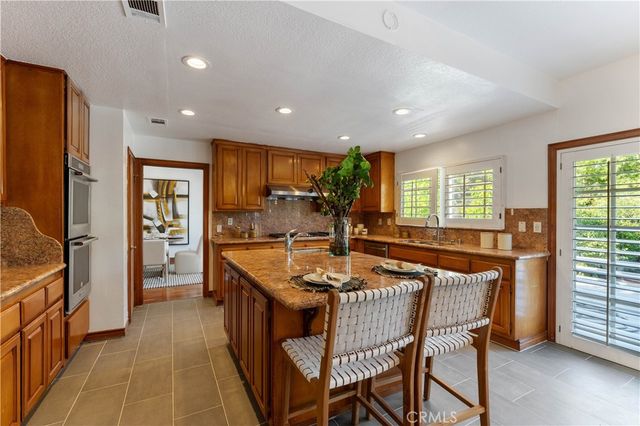 1011 Rodeo Road, Arcadia, CA 91006