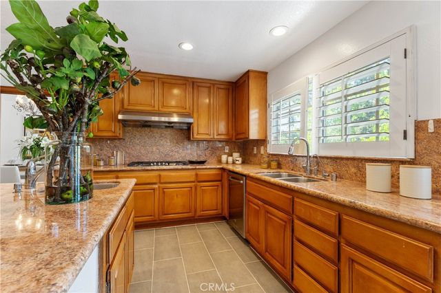 1011 Rodeo Road, Arcadia, CA 91006