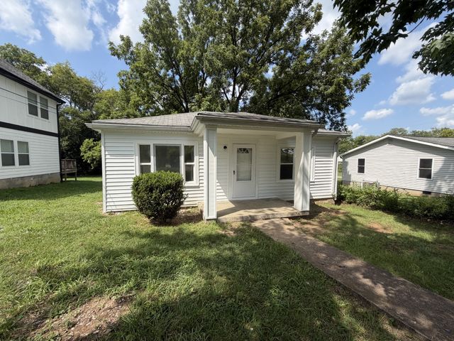 606 Pace St, Gallatin, TN 37066