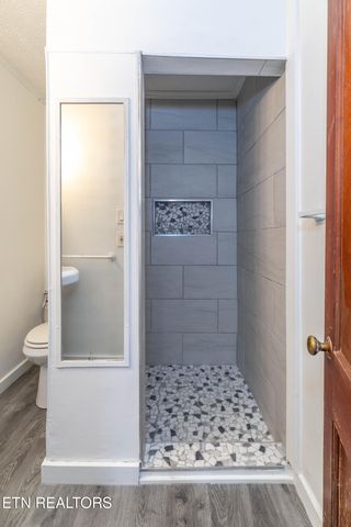 5501 Lake Shore Drive, Knoxville, TN 37920