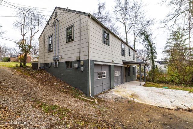 5501 Lake Shore Drive, Knoxville, TN 37920