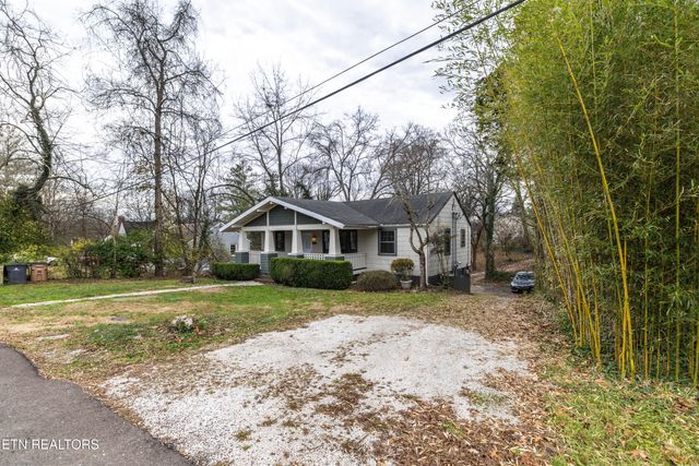 5501 Lake Shore Drive, Knoxville, TN 37920