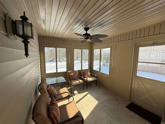 1241 Oak Grove Place, Decatur, IN 46733