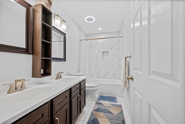 11124 Narragansett Bay Court, Wellington, FL 33414