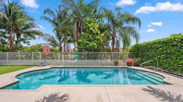 11124 Narragansett Bay Court, Wellington, FL 33414