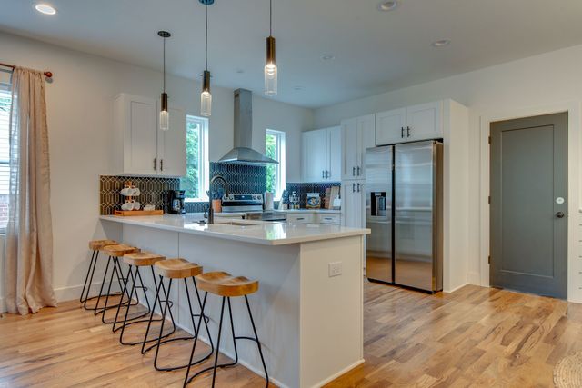 406 Myrtle St, Nashville, TN 37206