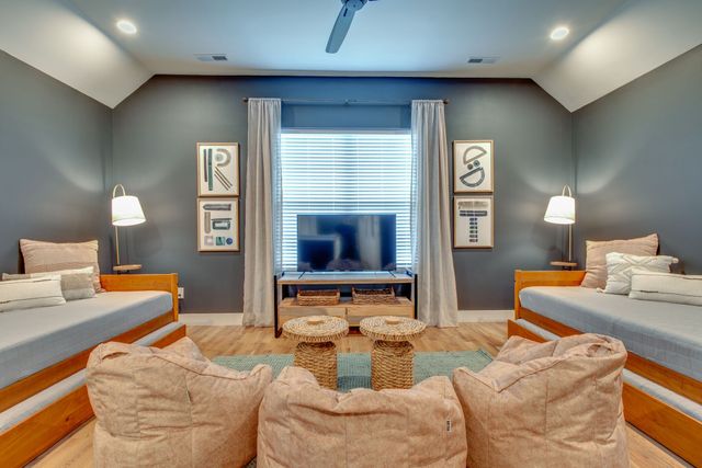 406 Myrtle St, Nashville, TN 37206