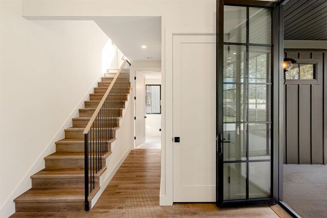 4414 Banister LN 2, Austin, TX 78745