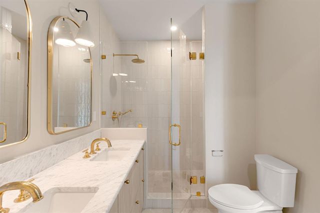 4414 Banister LN 2, Austin, TX 78745