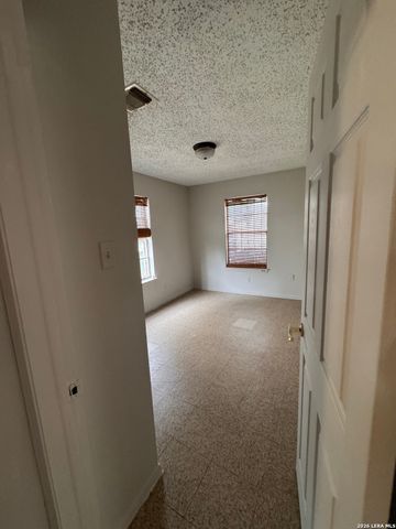9027 Garnett Ave, San Antonio, TX 78221