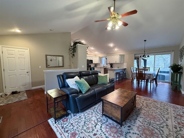 49114 Beulah Way, Mattawan, MI 49071