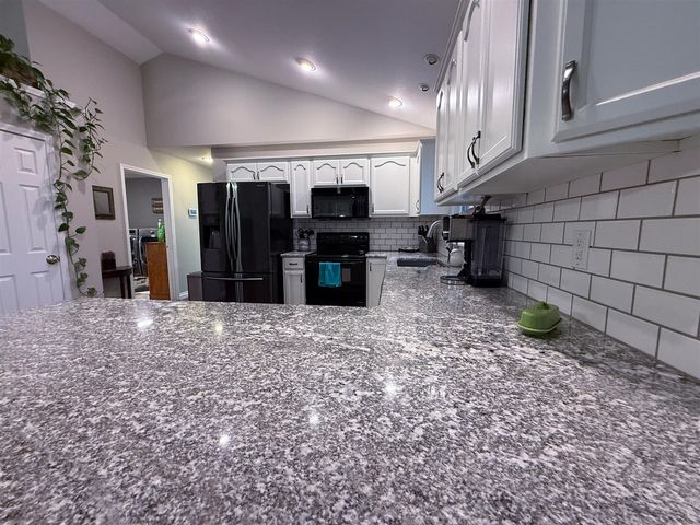 49114 Beulah Way, Mattawan, MI 49071