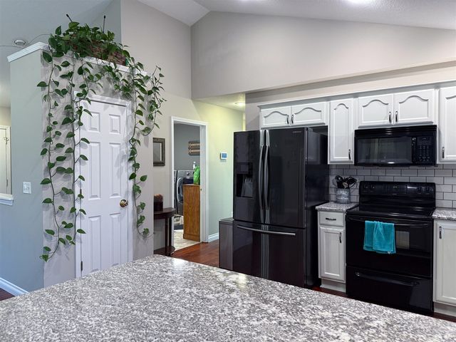 49114 Beulah Way, Mattawan, MI 49071