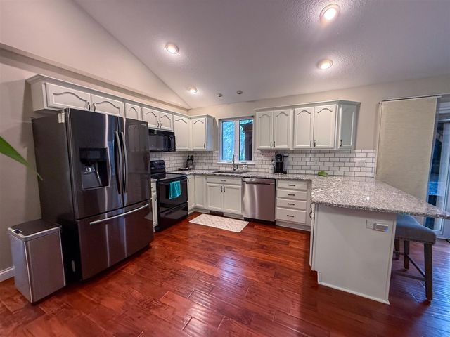 49114 Beulah Way, Mattawan, MI 49071