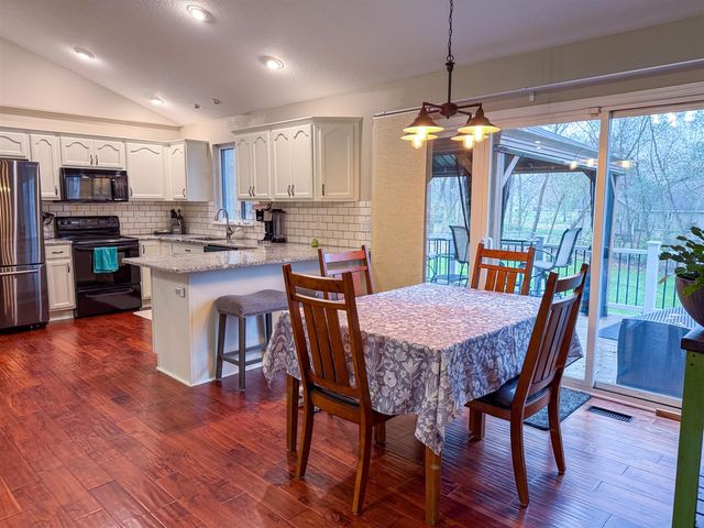 49114 Beulah Way, Mattawan, MI 49071