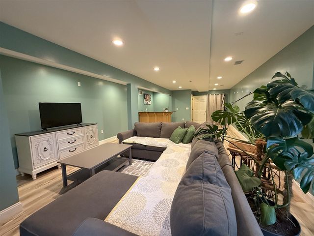 49114 Beulah Way, Mattawan, MI 49071